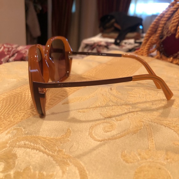 Fendi sunglasses main image 6